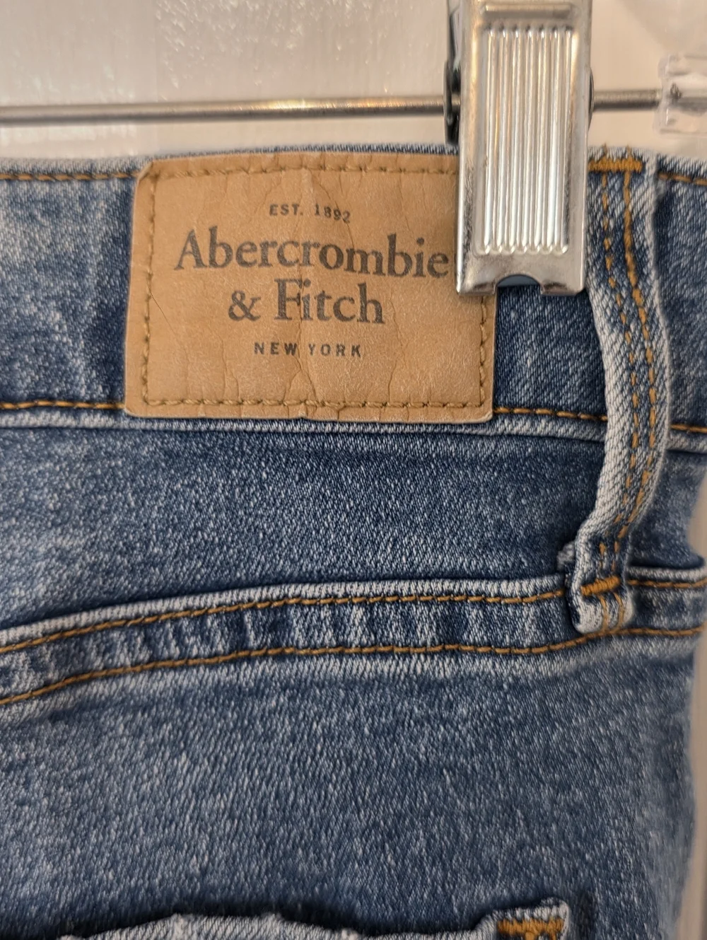 Abercrombie & Fitch Super Skinny High-Rise Blue Jeans 6/28 6 Regular